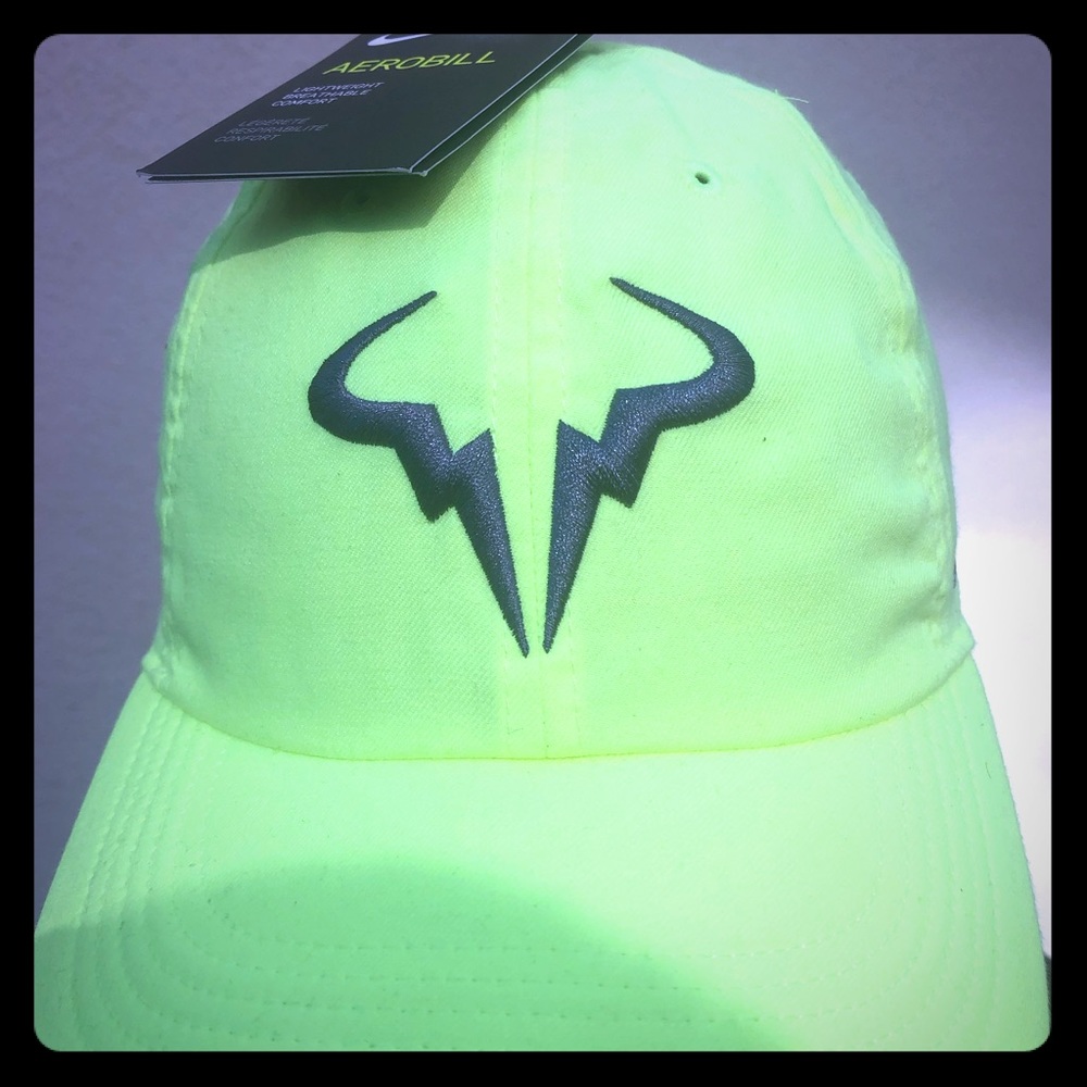 | NWT Nike Heritage86 Dri-Fit Nadal Hat |